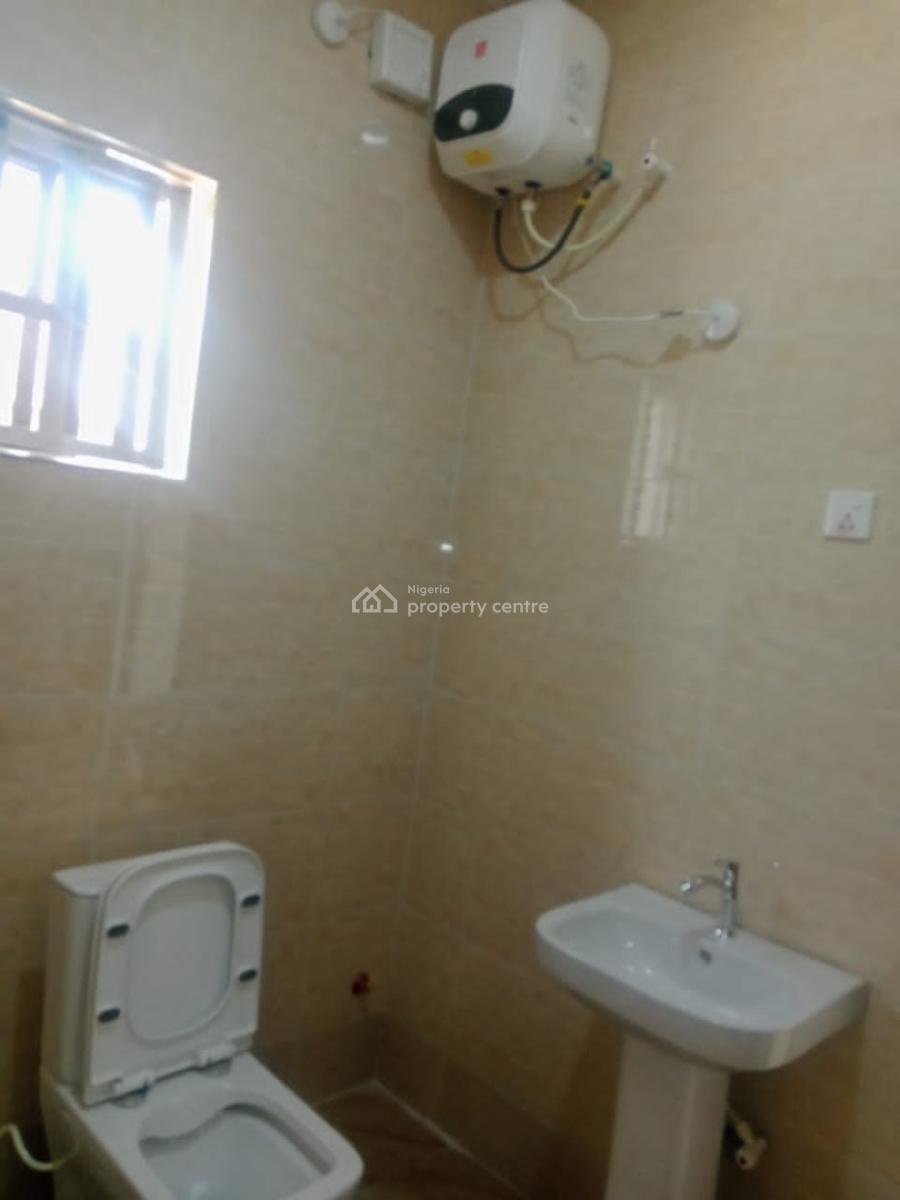 a Standard Four (4) Bedroom Detached Bungalow, Ewet Housing Estate, Uyo, Akwa Ibom, Detached Bungalow for Rent