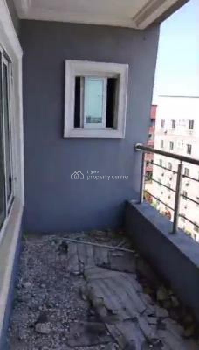 Distress 3 Bedrooms Semi Finished Bedrooms Flat Serviced Apartment, Horizon 2 Estate Meadow Hall Road, Ikate, Lekki, Lagos, Flat / Apartment for Sale