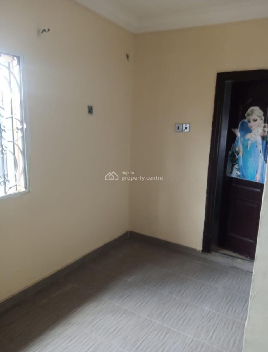Lovely Modern 4 Bedrom Detach Bungalow + Amenities, @ Balogun B/stop, Off Oguntade Str, Iju Ishaga Lagos, Iju-ishaga, Agege, Lagos, Detached Bungalow for Sale