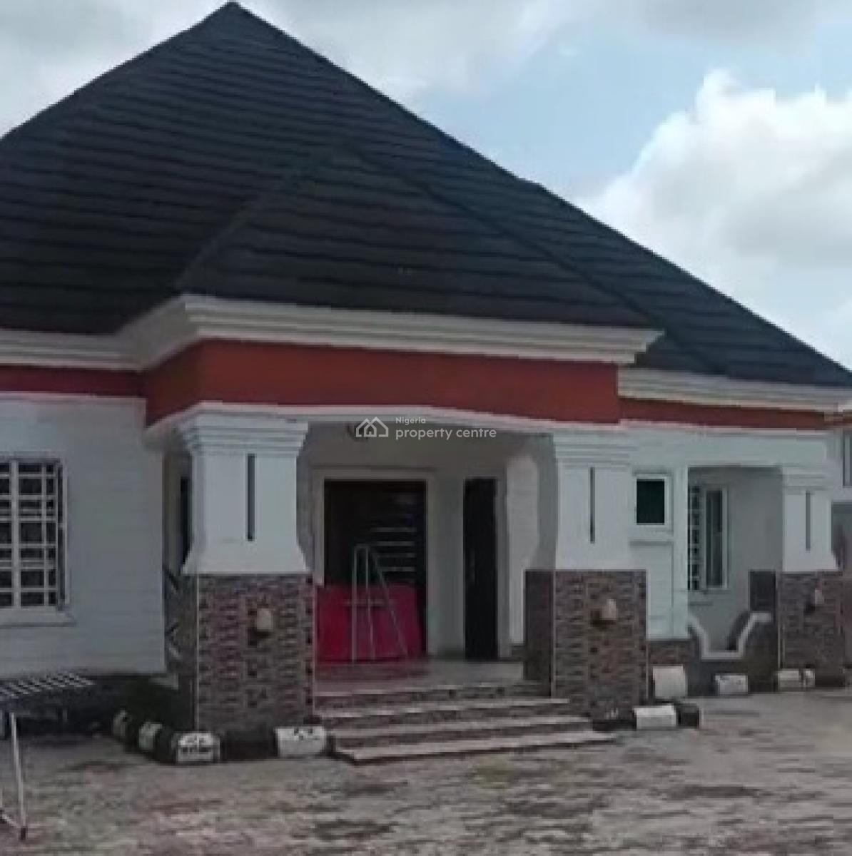 4bedrooms Bungalow with Security Post & Pop Ceiling 50ft By 100ft Land, Okhoromi Community, Off Airport Road, Benin, Oredo, Edo, Terraced Bungalow for Sale