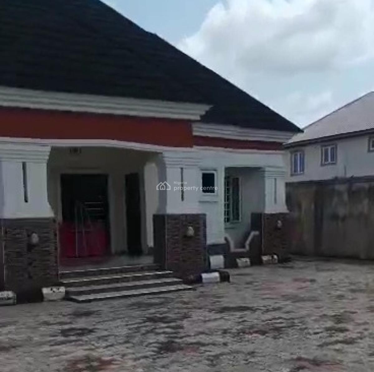 4bedrooms Bungalow with Security Post & Pop Ceiling 50ft By 100ft Land, Okhoromi Community, Off Airport Road, Benin, Oredo, Edo, Terraced Bungalow for Sale