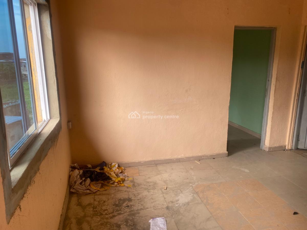 Mini Flat Available, Alapere Near Bus Stop, Alapere, Ketu, Lagos, Mini Flat (room and Parlour) for Rent