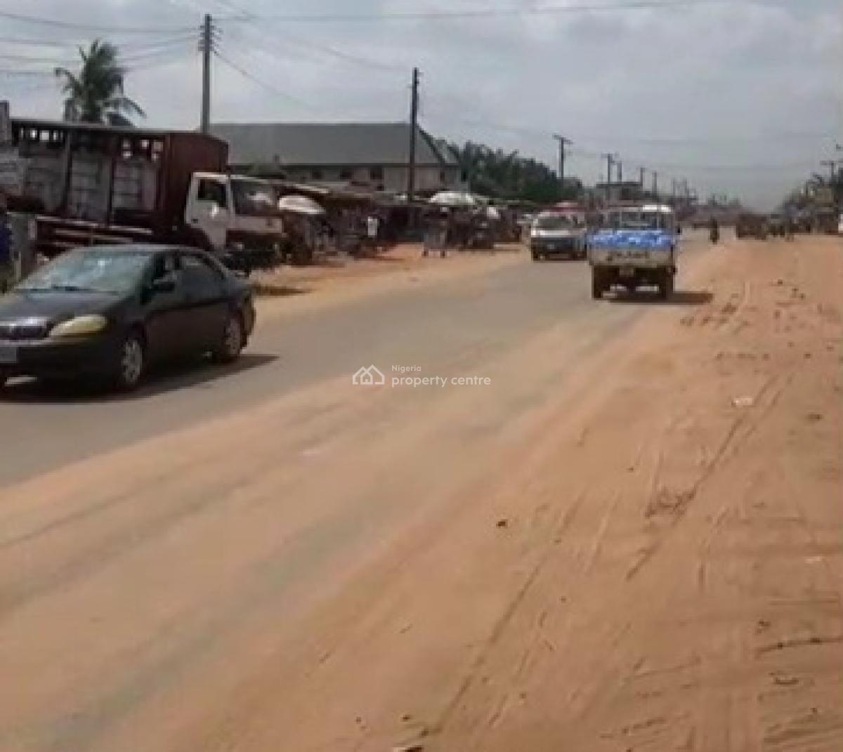 100ft By 200ft Land Title: Cofo, Along Upper Sakponba Road,  Opposite Rainoil Filling Station, Benin, Oredo, Edo, Commercial Land for Sale