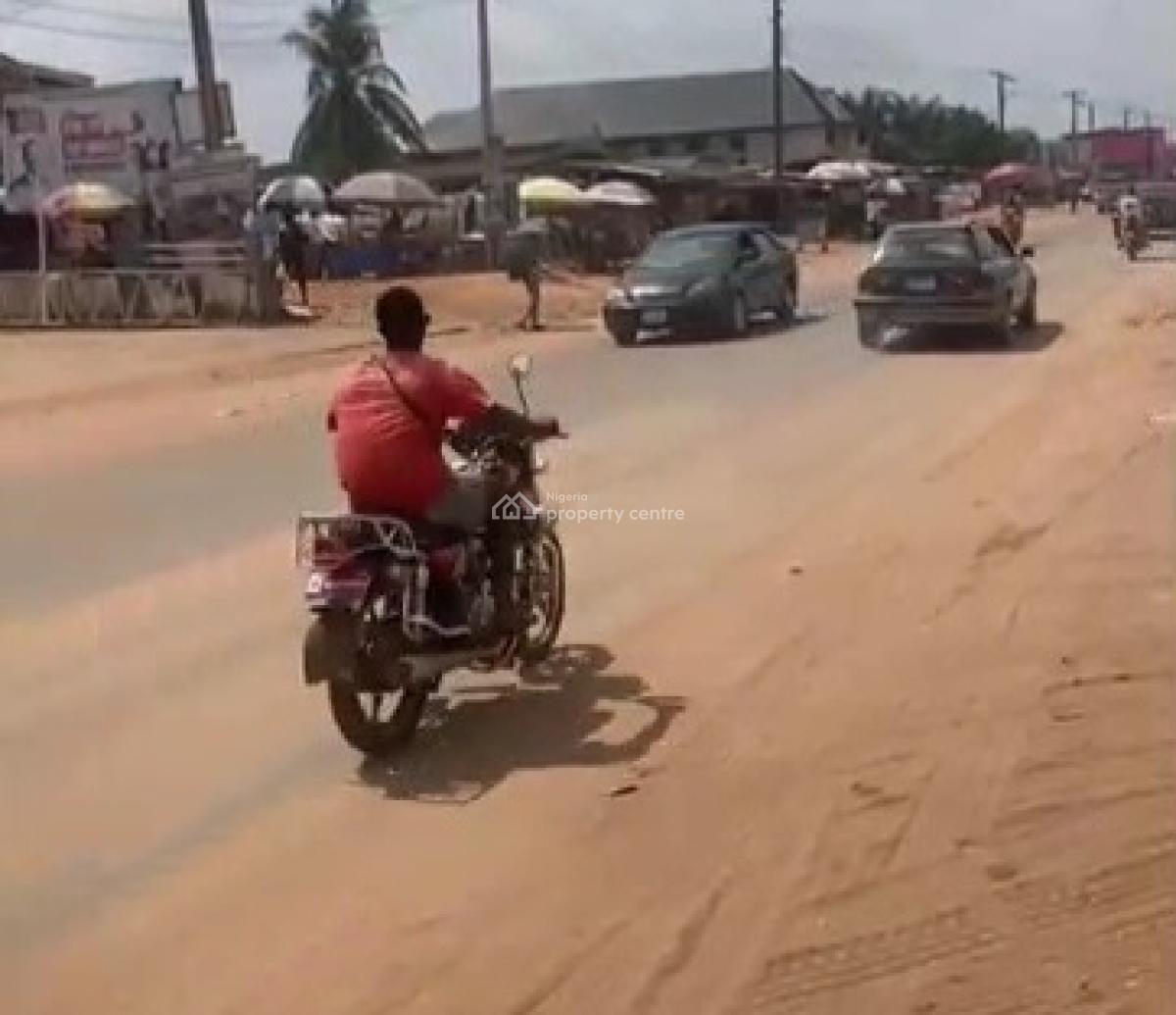 100ft By 200ft Land Title: Cofo, Along Upper Sakponba Road,  Opposite Rainoil Filling Station, Benin, Oredo, Edo, Commercial Land for Sale