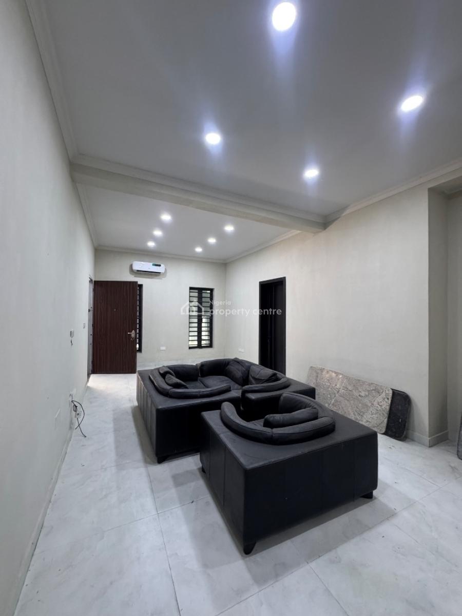 Spacious Two (2) Bedroom Apartment, Ikate, Lekki, Lagos, Flat / Apartment for Sale