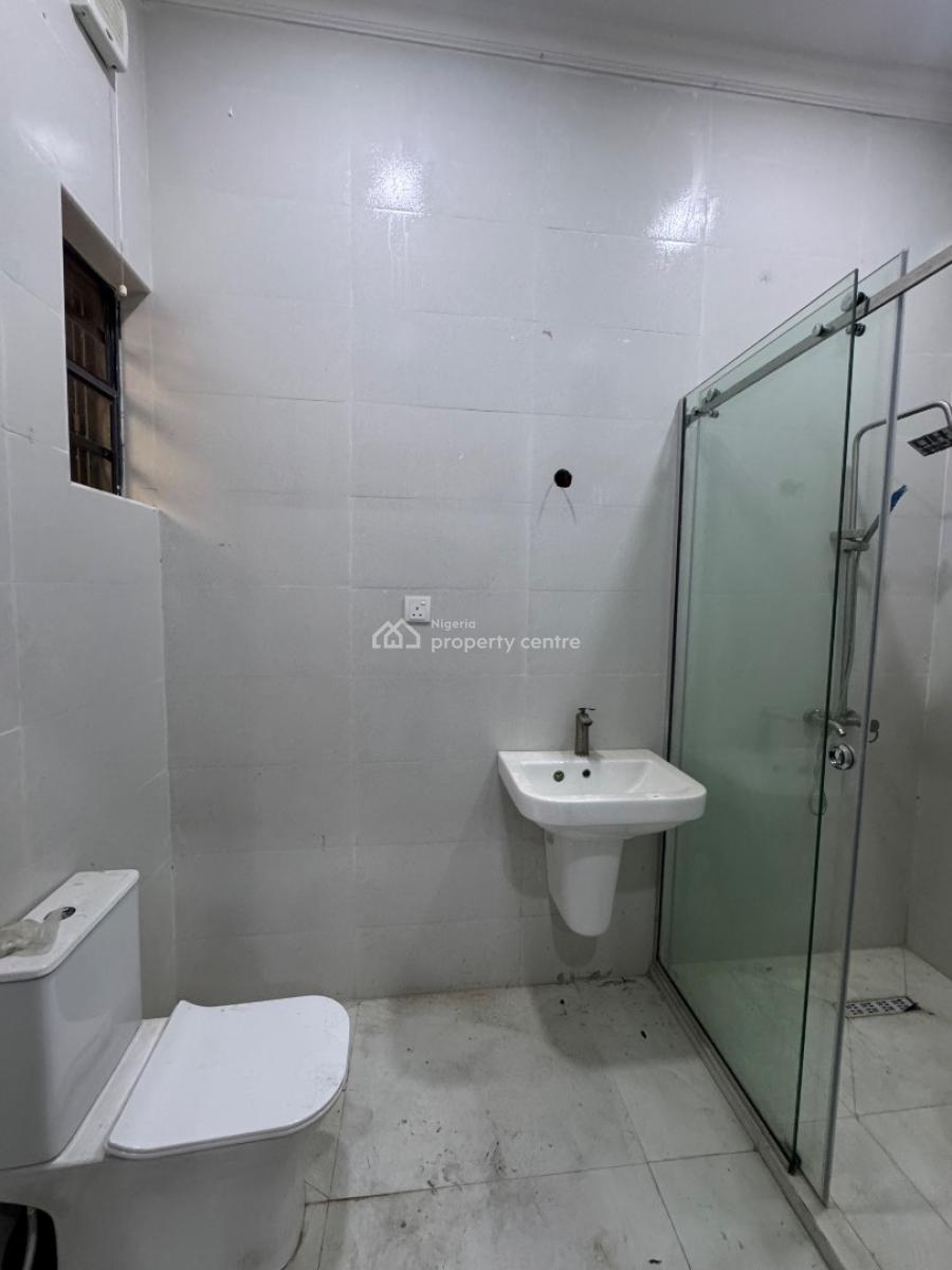 Spacious Two (2) Bedroom Apartment, Ikate, Lekki, Lagos, Flat / Apartment for Sale