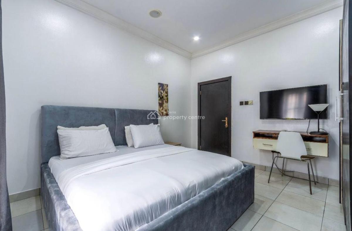 My Sassy New Spacious 2 Bedroom Apartment Now Available for Stay!, Lekki Phase 1, Lekki, Lagos, Flat / Apartment Short Let