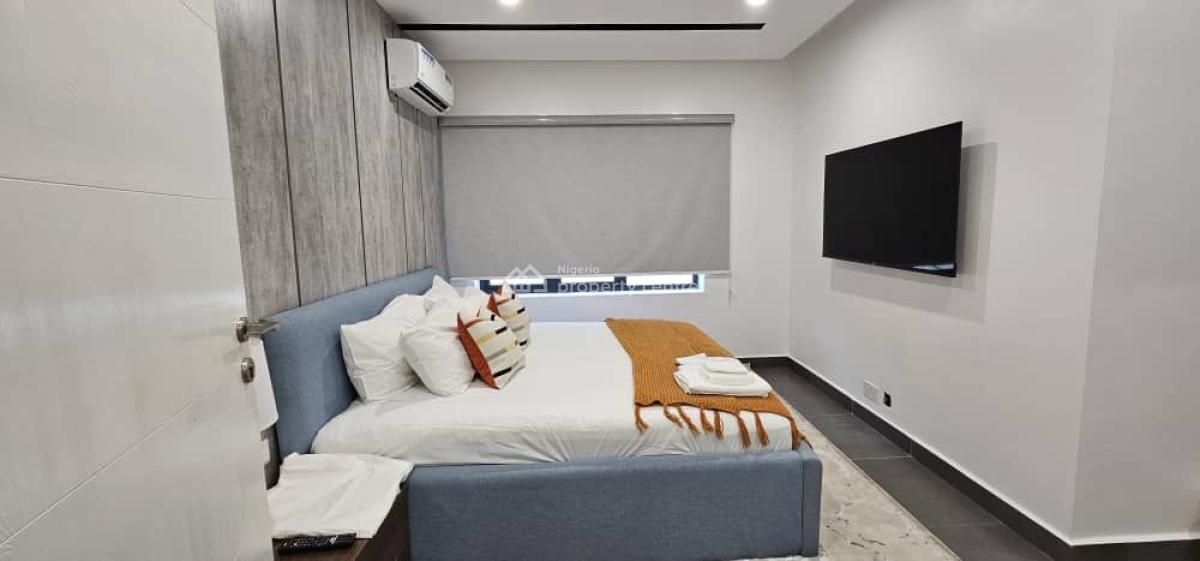 My Sassy New Spacious 1 Bedroom Apartment Now Available for Stay!, Lekki Phase 1, Lekki, Lagos, Flat / Apartment Short Let