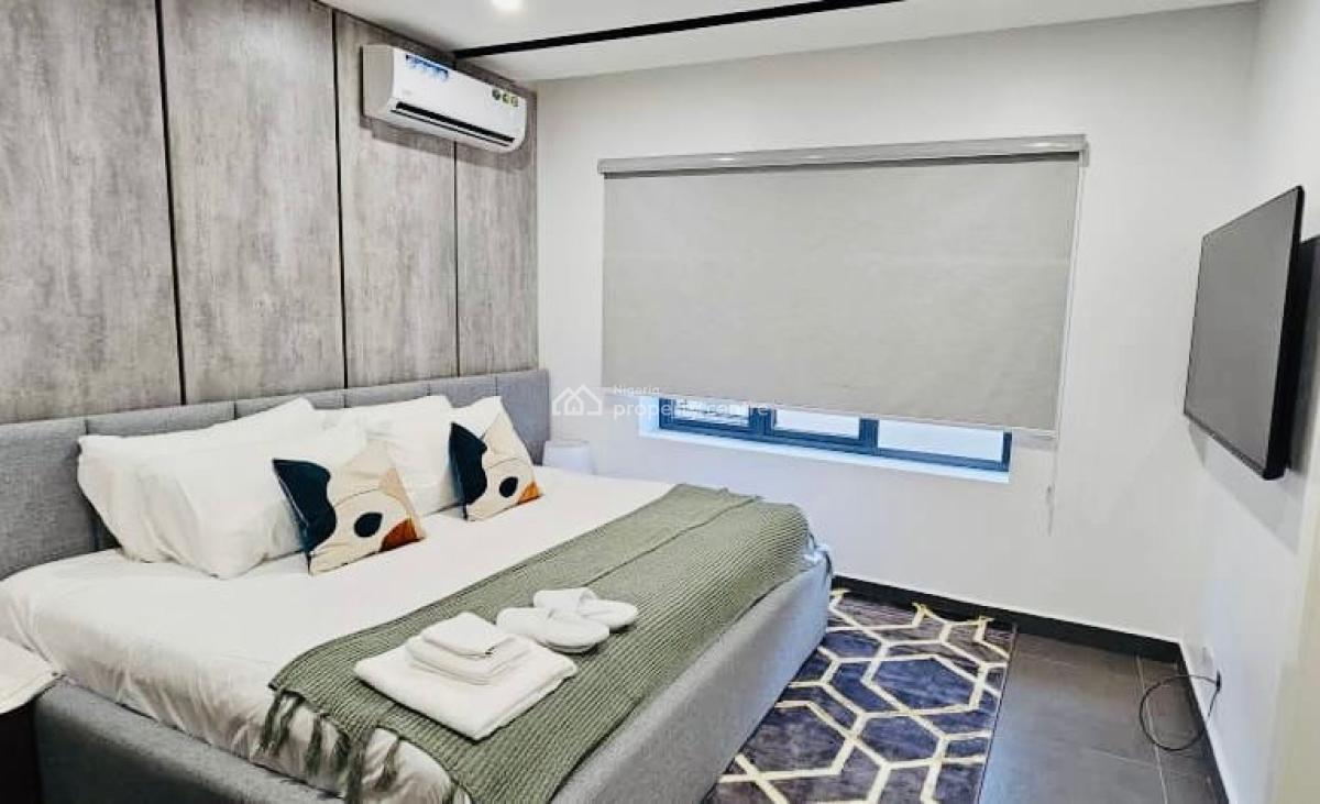 My Sassy New Spacious 1 Bedroom Apartment Now Available for Stay!, Lekki Phase 1, Lekki, Lagos, Flat / Apartment Short Let