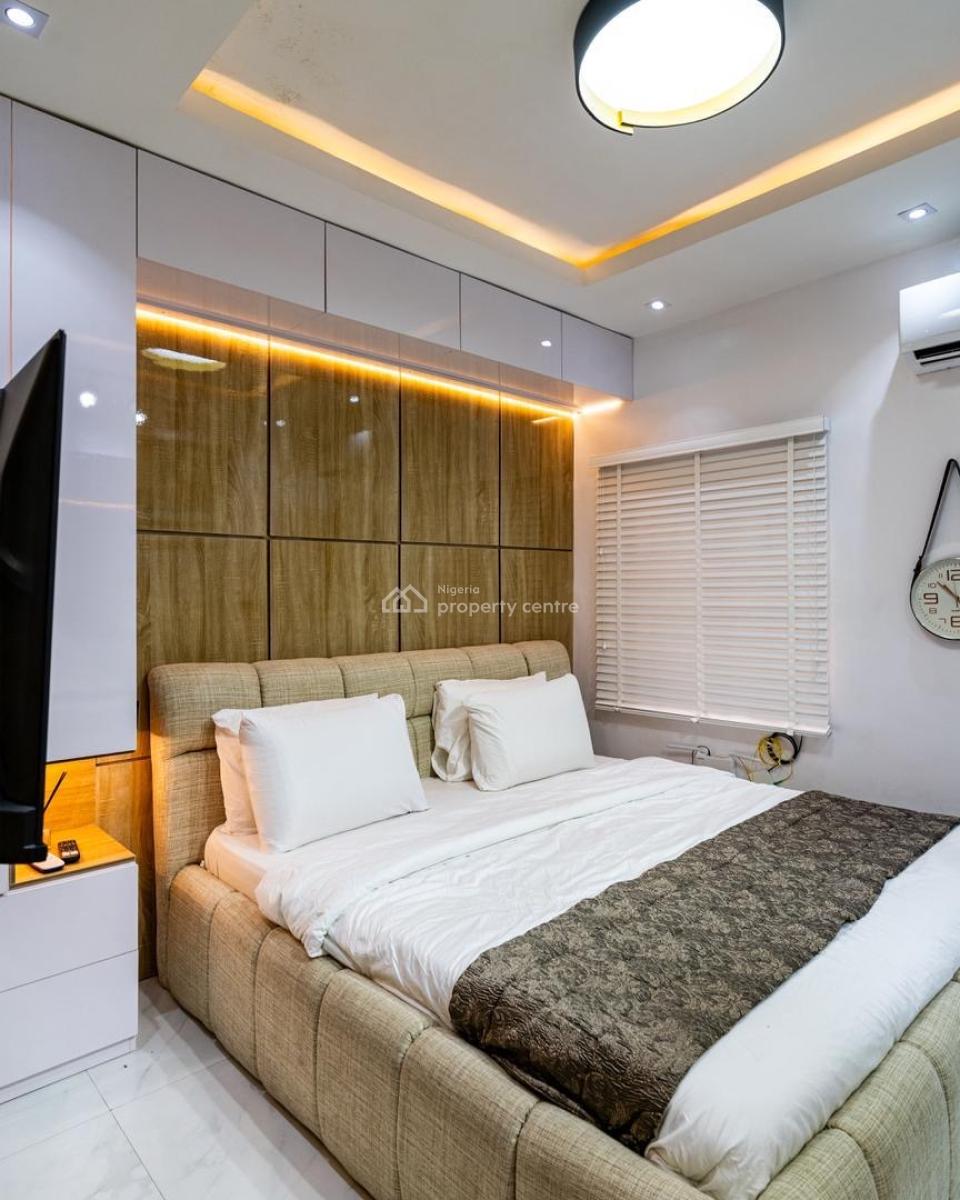 Beautiful Two Bedroom Apartment with Luxury Finishes, Victoria Island (vi), Lagos, Flat / Apartment Short Let