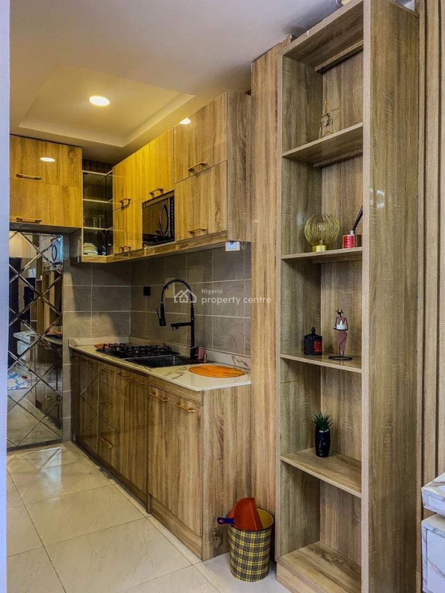 Beautiful Three Bedroom Apartment with Luxury Finishes, Old Ikoyi, Ikoyi, Lagos, Flat / Apartment Short Let