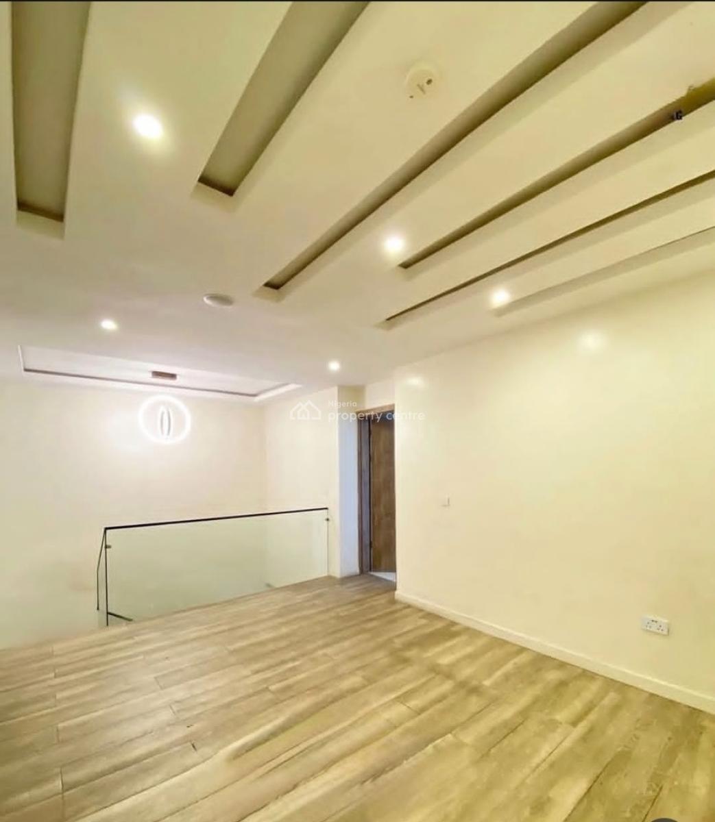 Fully Service 4bedroom Maisonnette Apartment with Bq, Lekki Right Hand Side, Lekki Phase 1, Lekki, Lagos, House for Rent