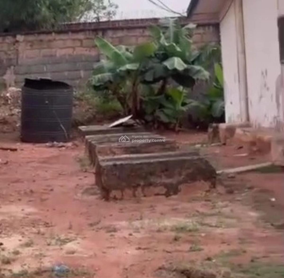 3flats of 3bedroom Flat, 2flats of 2bedroom Flat & Bq 200ft By 200ft, Gapiona Road, Off Airport Road, Okundia By Second Ugbor Road, Benin, Oredo, Edo, Block of Flats for Sale