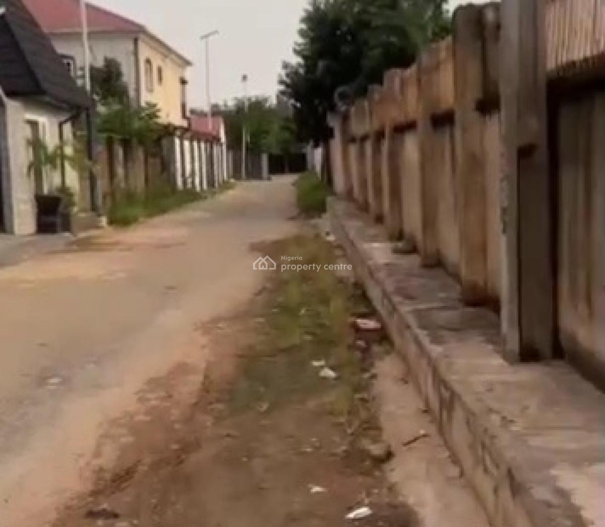 3flats of 3bedroom Flat, 2flats of 2bedroom Flat & Bq 200ft By 200ft, Gapiona Road, Off Airport Road, Okundia By Second Ugbor Road, Benin, Oredo, Edo, Block of Flats for Sale