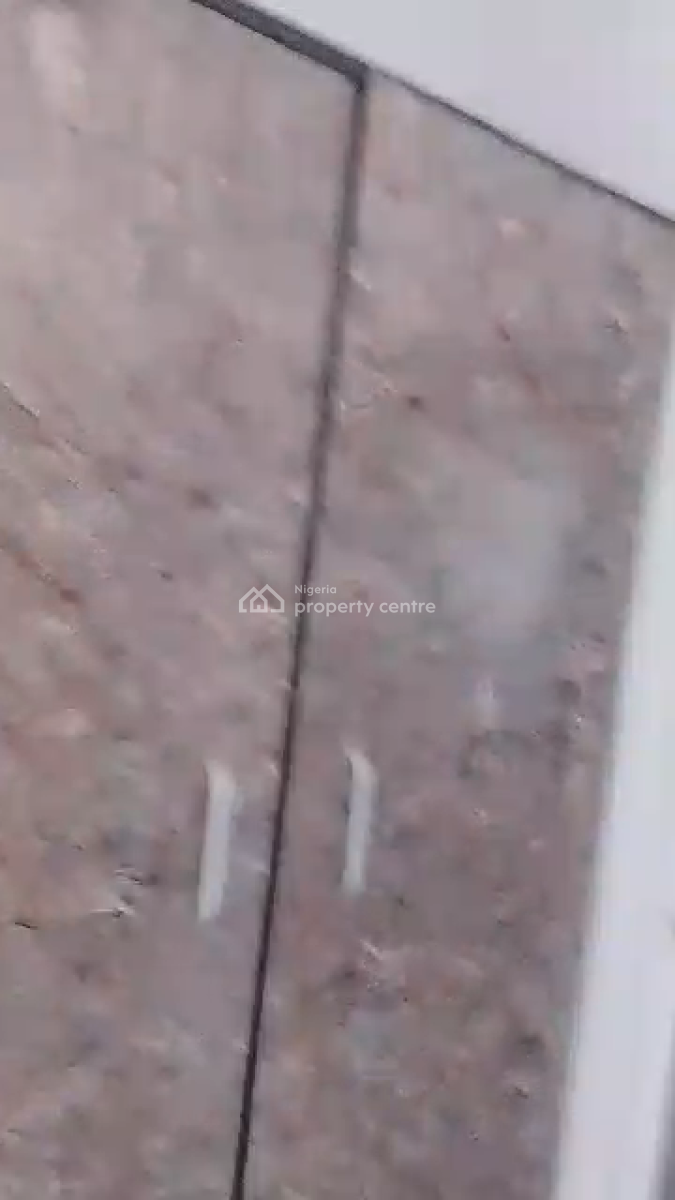 Clean 2 Bedroom @ Peace Estate, Peace Estate Mainland Lagos, Ago Palace, Isolo, Lagos, Flat / Apartment for Rent