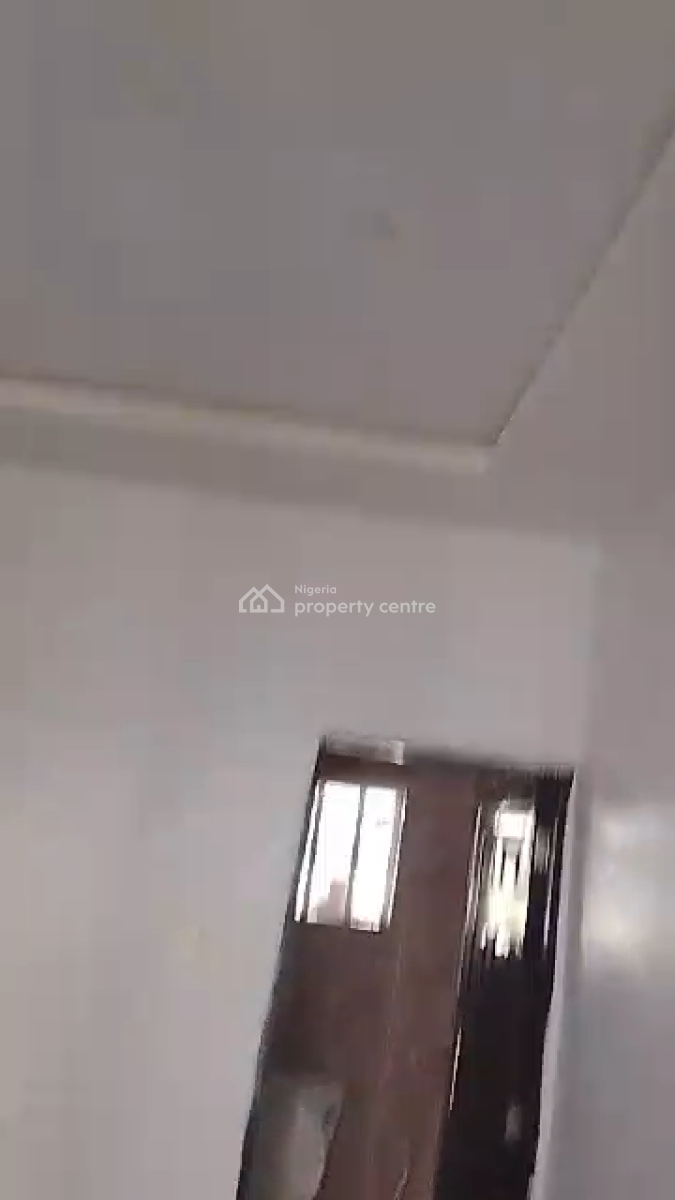 Clean 2 Bedroom @ Peace Estate, Peace Estate Mainland Lagos, Ago Palace, Isolo, Lagos, Flat / Apartment for Rent