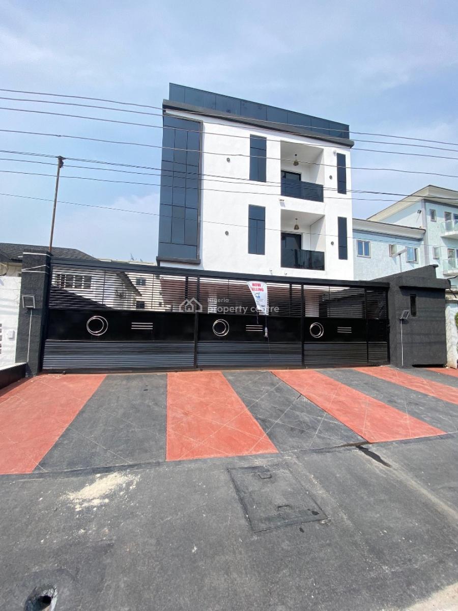 Rare Find: Exquisitely Built 2 Bedroom Apartment with Bq, Lekki Phase 1, Lekki, Lagos, Flat / Apartment for Sale