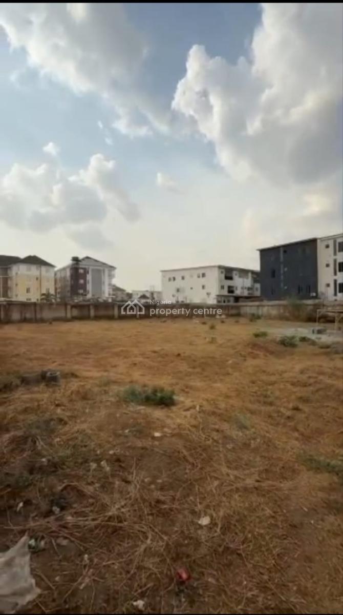 1800sqm of Land on Well Developed Area, Gilmore, Jahi, Abuja, Residential Land for Sale