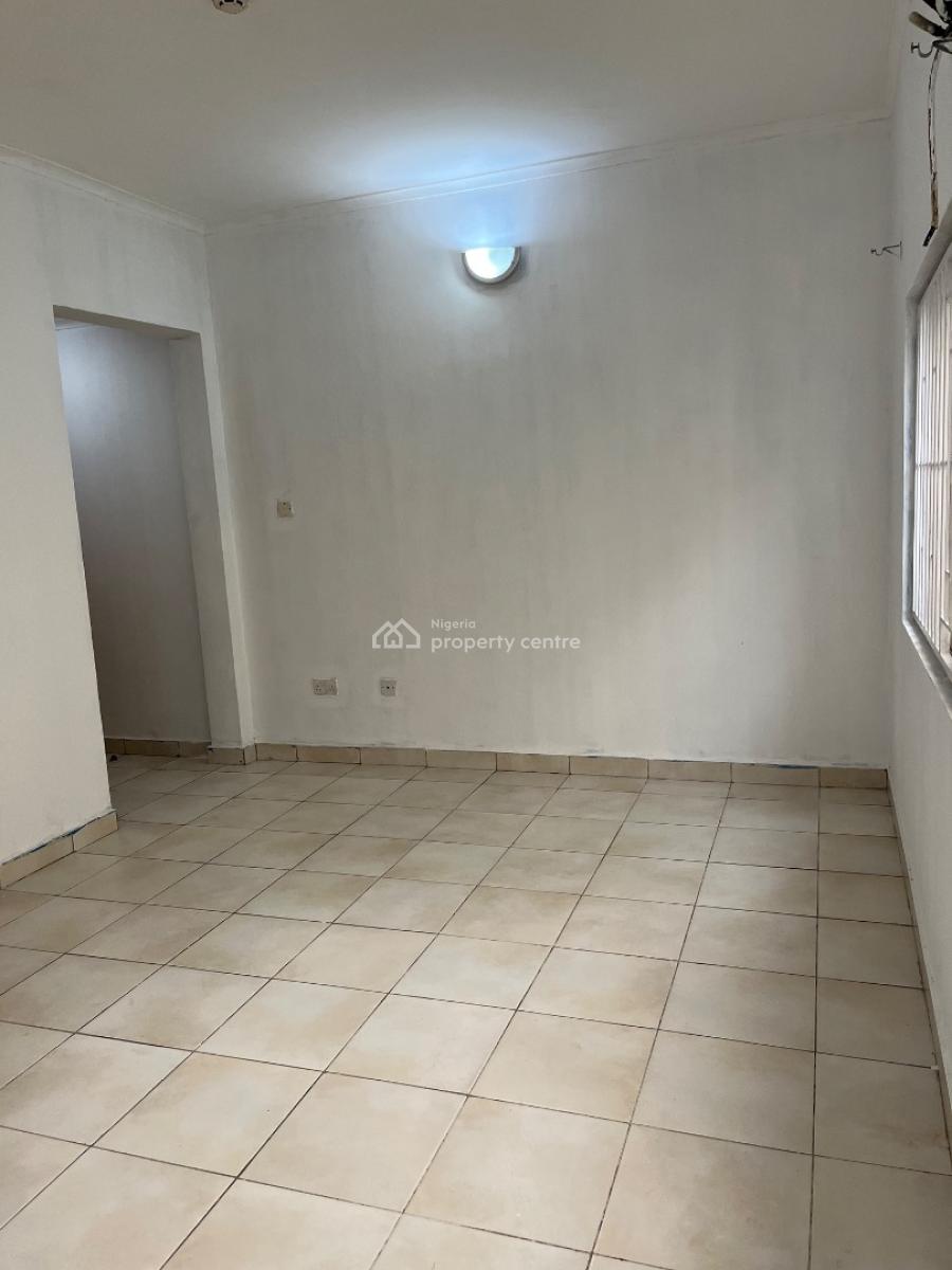 2 Units of Ensuite Spacious Room Upstairs & Downstairs Kitchen, Idado, Lekki, Lagos, Self Contain (single Rooms) for Rent