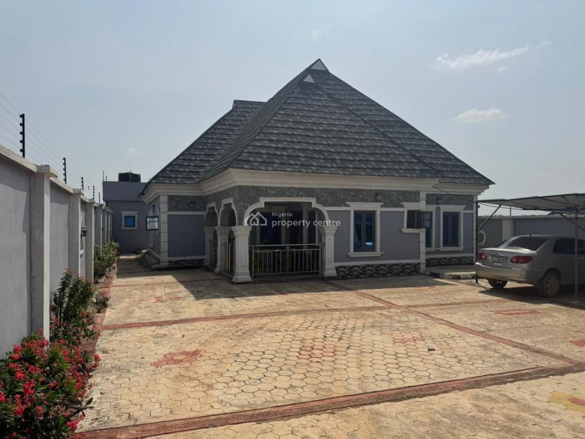 Luxury Furnished 3bdrm Bungalow, Aberensise Estate Back of Ilesa Garage Osogbo, Osogbo, Osun, Detached Bungalow for Sale
