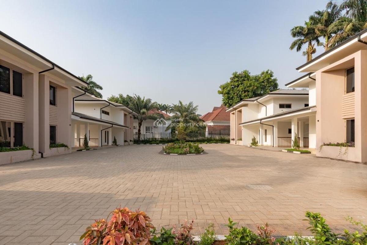 a Newly Built 4 Units of 3 Bedrooms Unfurnished Semi Detached Duplexes, Presidential Villa, Asokoro District, Abuja, Semi-detached Duplex for Rent