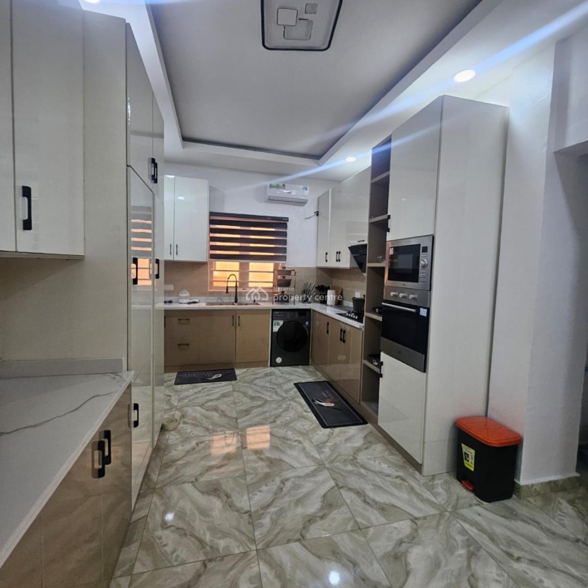 3 Bedroom Tastefully Furnished Apartment with Bq in Shonibare Ent : 3, Maryland, Lagos, Flat / Apartment for Rent