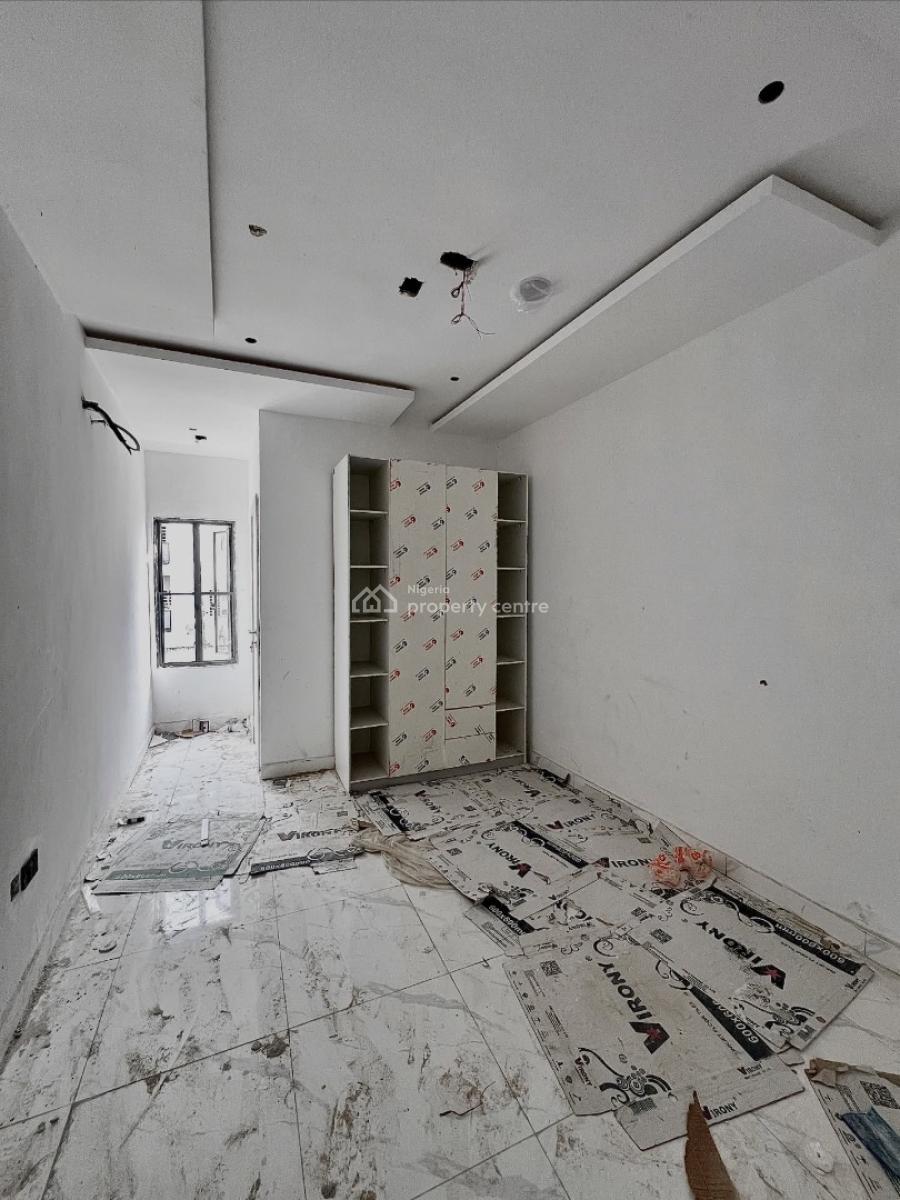 Stunning 2 Bedroom Apartment, Ikate, Ikate, Lekki, Lagos, Block of Flats for Sale