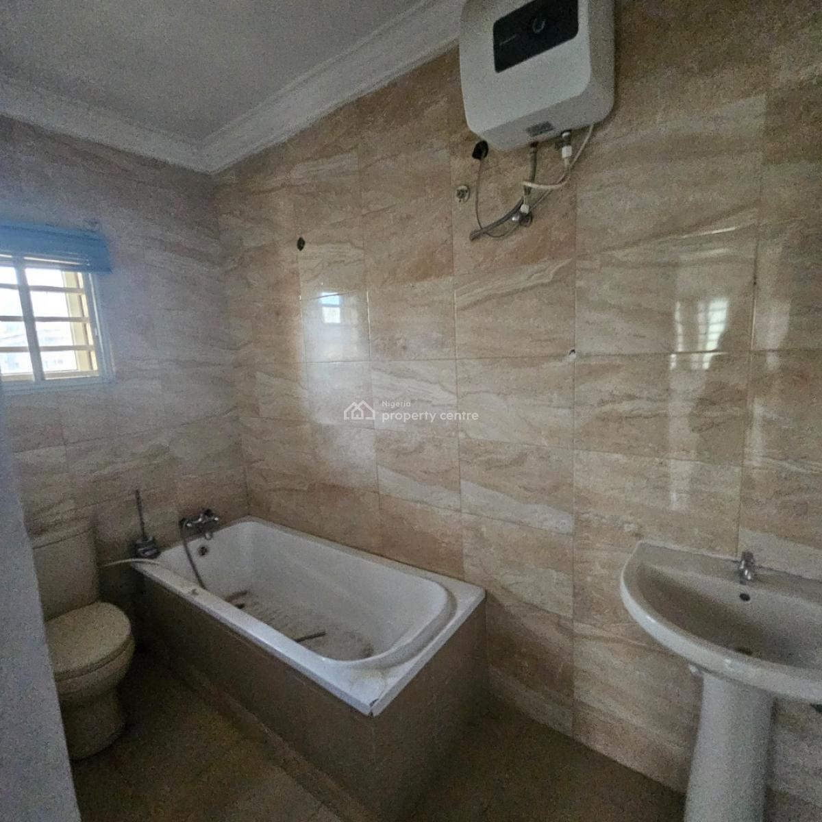 4 Bedroom Terrace Duplex with Bq, Magodo Brooks Estate, Gra Phase 2, Magodo, Lagos, Terraced Duplex for Sale