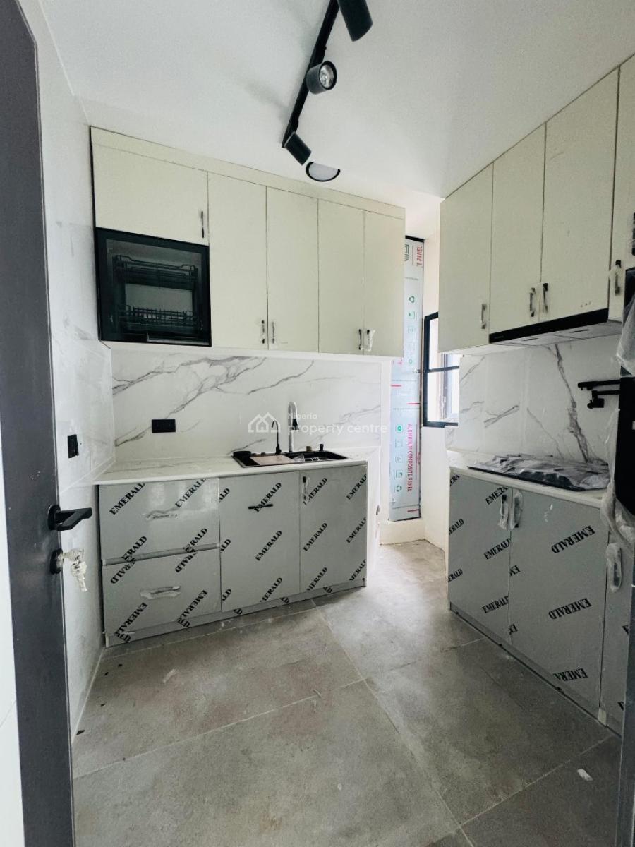 Nicely Built 3 Bedroom Apartment in a Secured Location, Ikeja Gra, Ikeja, Lagos, Flat / Apartment for Sale