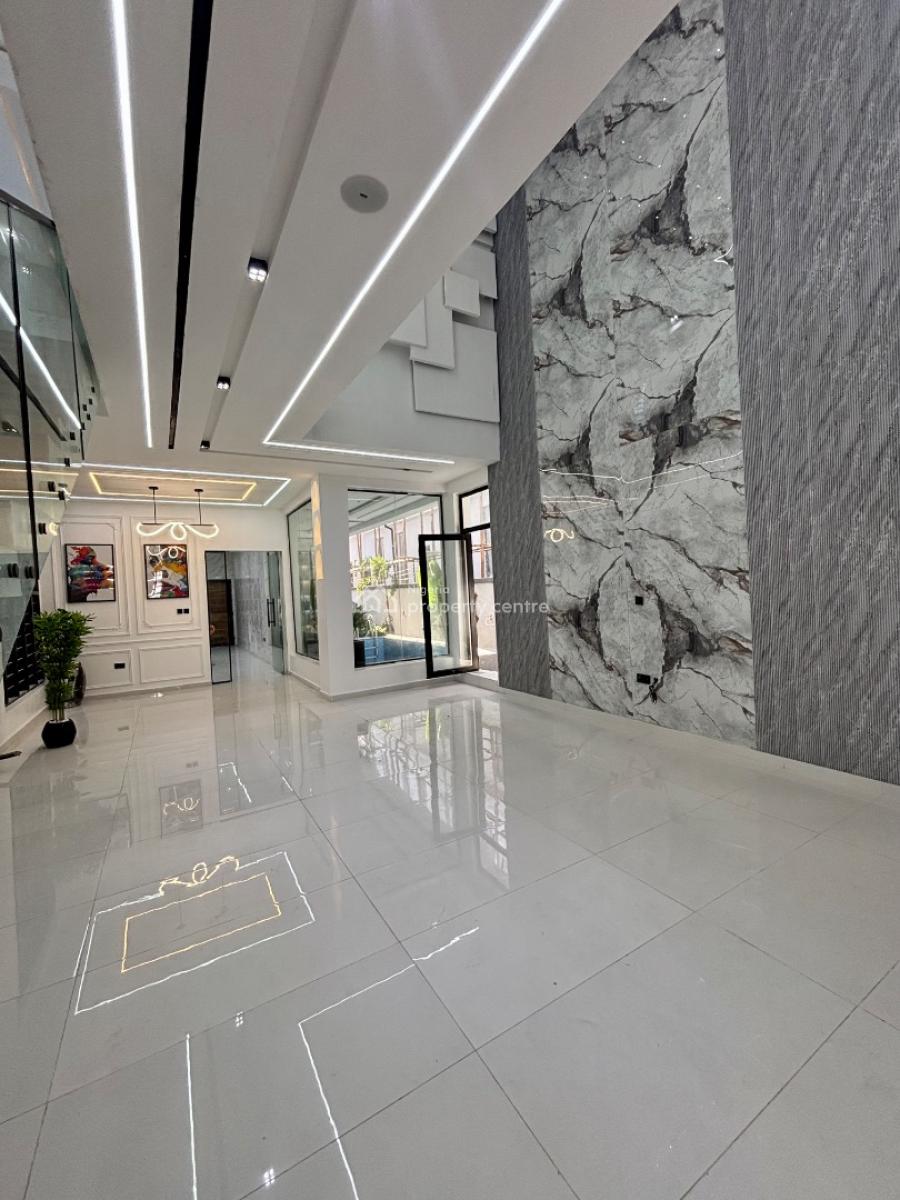 5 Bedroom Luxury Home with a Swimming Pool, 2nd Lekki Toll Gate, Lekki, Lagos, Detached Duplex for Sale