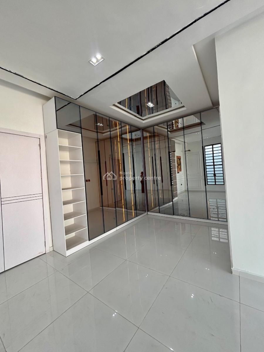 5 Bedroom Luxury Home with a Swimming Pool, 2nd Lekki Toll Gate, Lekki, Lagos, Detached Duplex for Sale