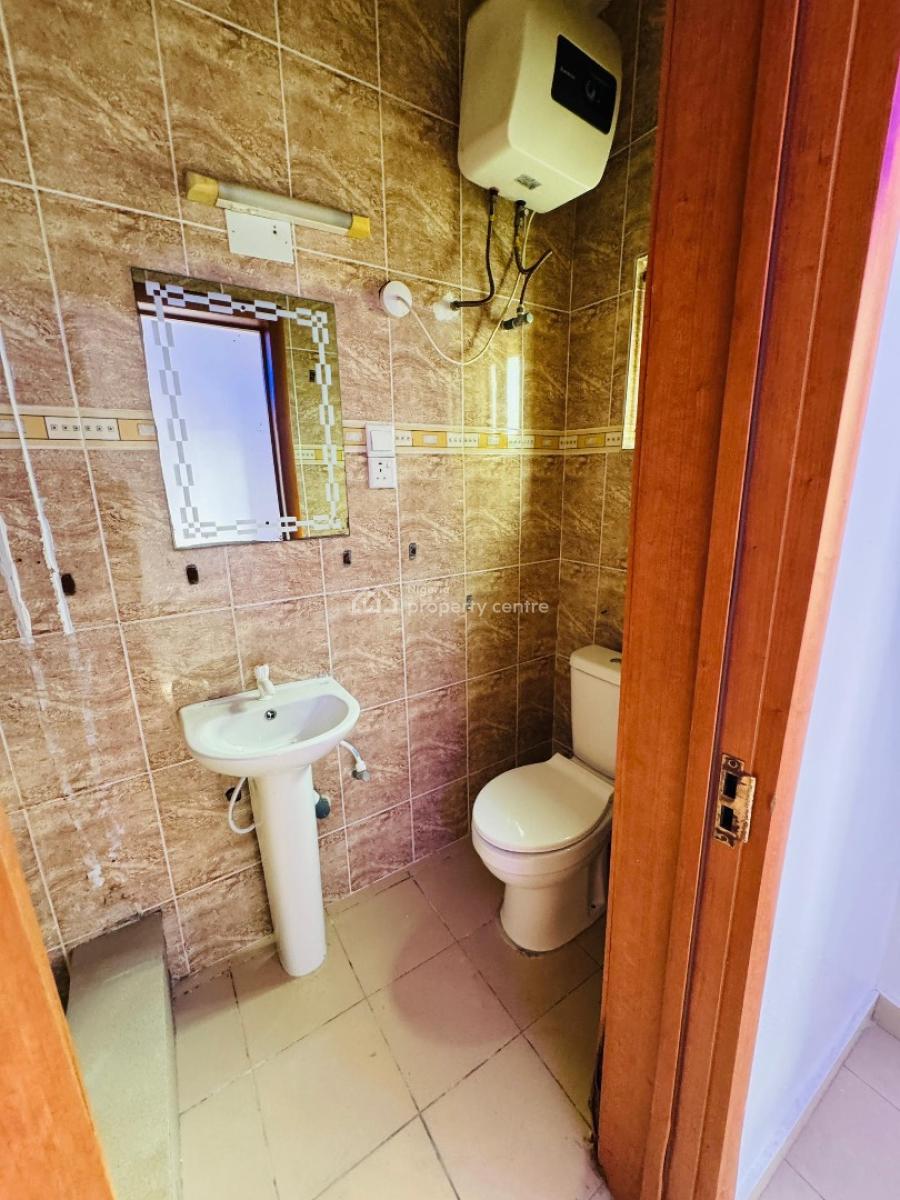 Studio Masters Bedroom Available, Comes with Personal Prepaid, Chevron, Lekki Phase 2, Lekki, Lagos, Flat / Apartment for Rent