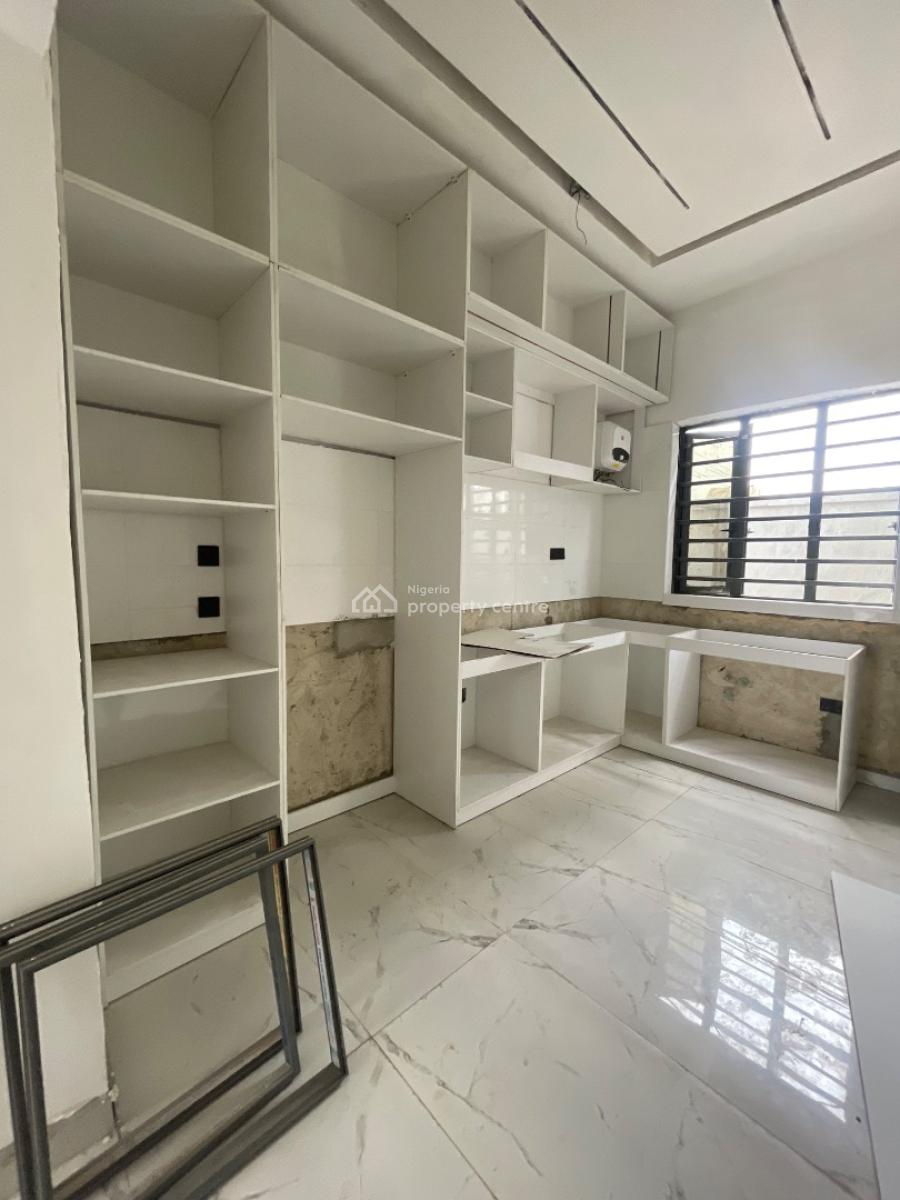 2 Bedroom Terrace Duplex Available, Orchid Road, Lekki Expressway, Lekki, Lagos, Terraced Duplex for Rent