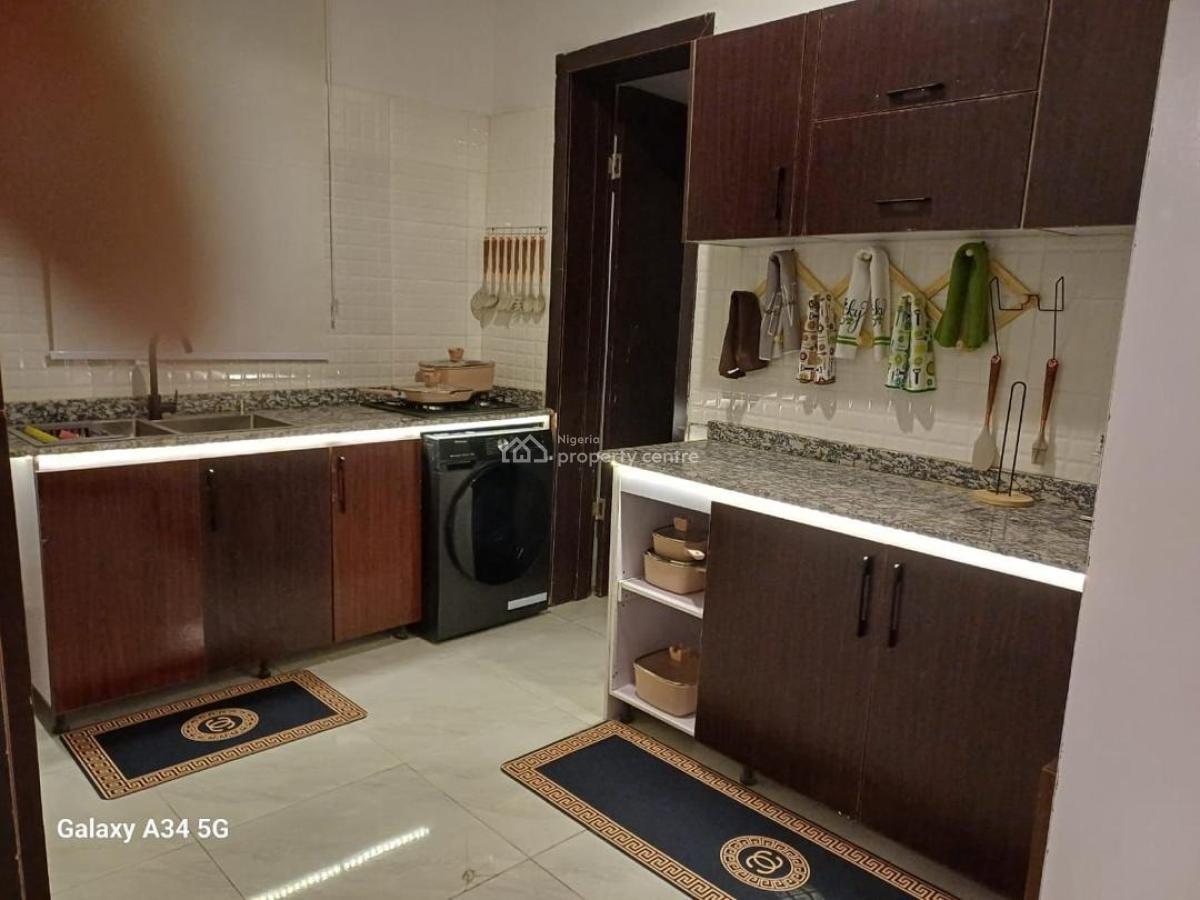 Tastefully Finished Furnished 2 Bedroom Apartment, Nice Court, Ilaje, Ajah, Lagos, Flat / Apartment for Rent