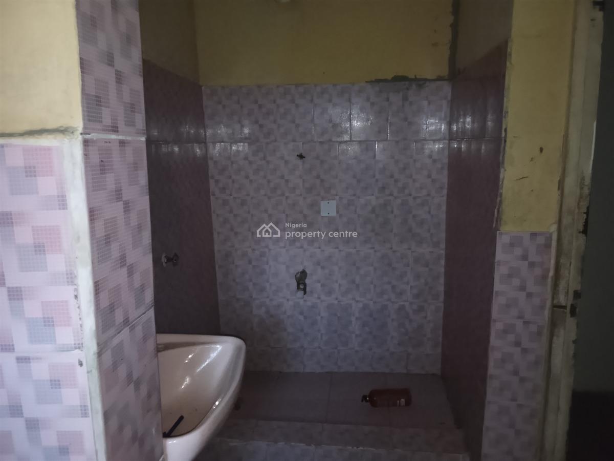 Mini Flat, 1 Ayodele Awodeyi Close, Osapa, Lekki, Lagos, Mini Flat (room and Parlour) for Rent