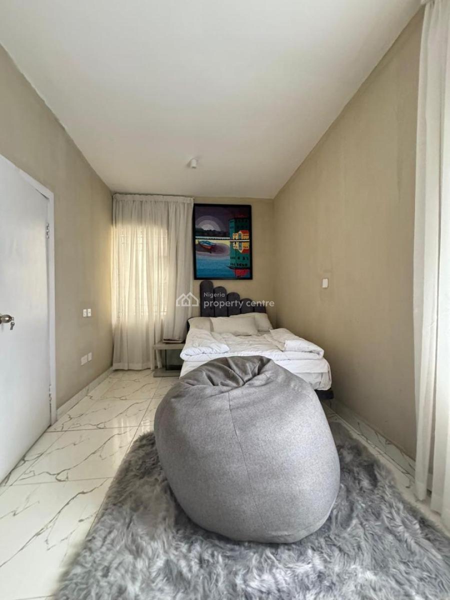 Deluxe 2 Bedroom Apartment in a Gated Estate, Surulere, Lagos, Flat / Apartment for Sale