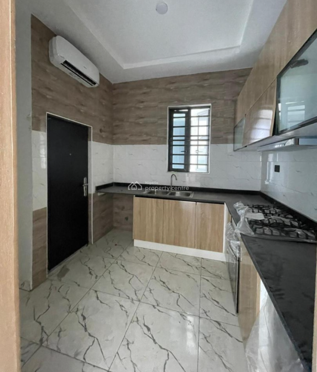 2bedroom Apartment, Ologolo, Ologolo, Lekki, Lagos, Flat / Apartment for Rent