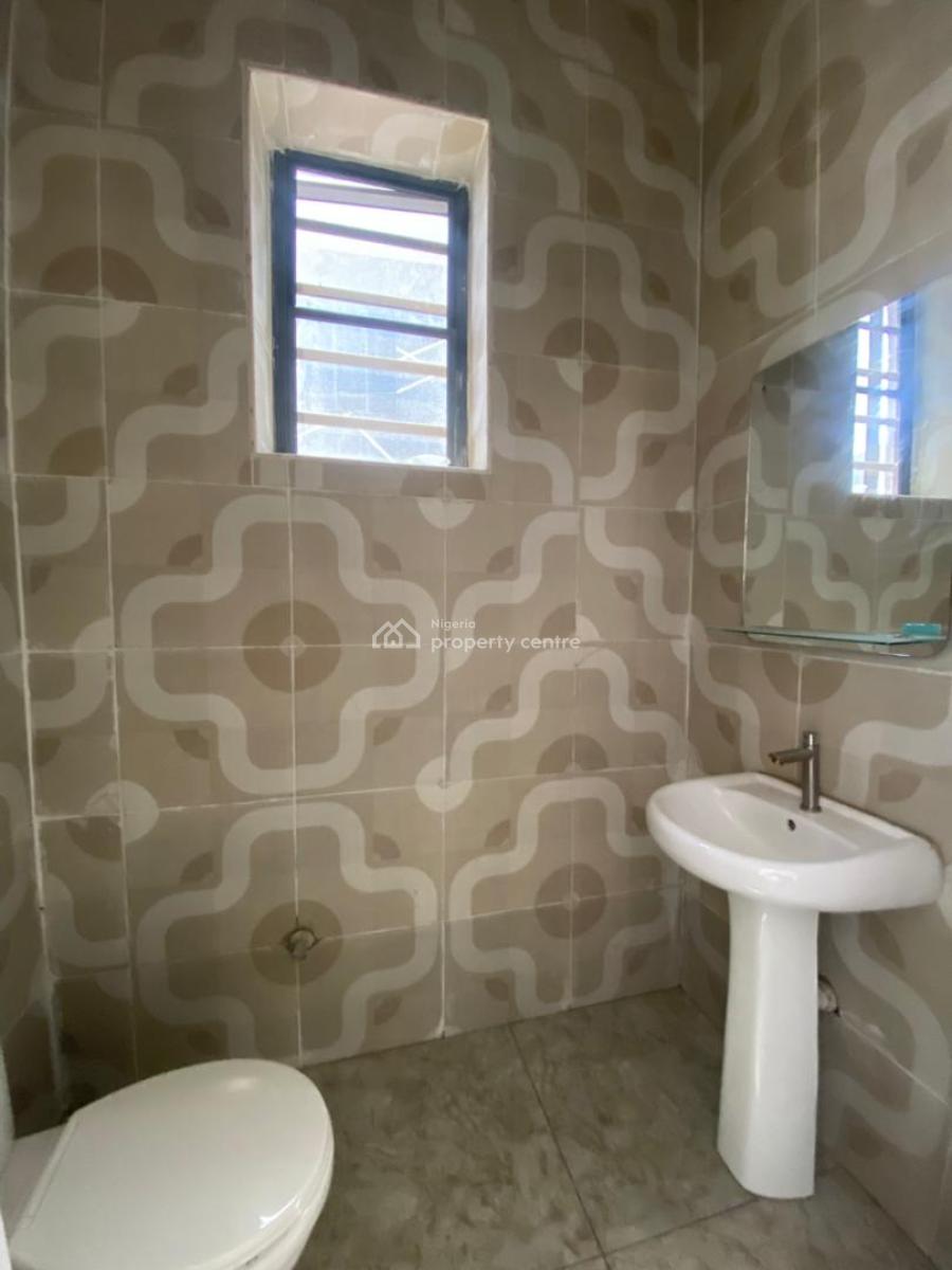 Studio Apartment ( Parlor Space ), Orchid Road, Lekki, Lagos, Flat / Apartment for Rent