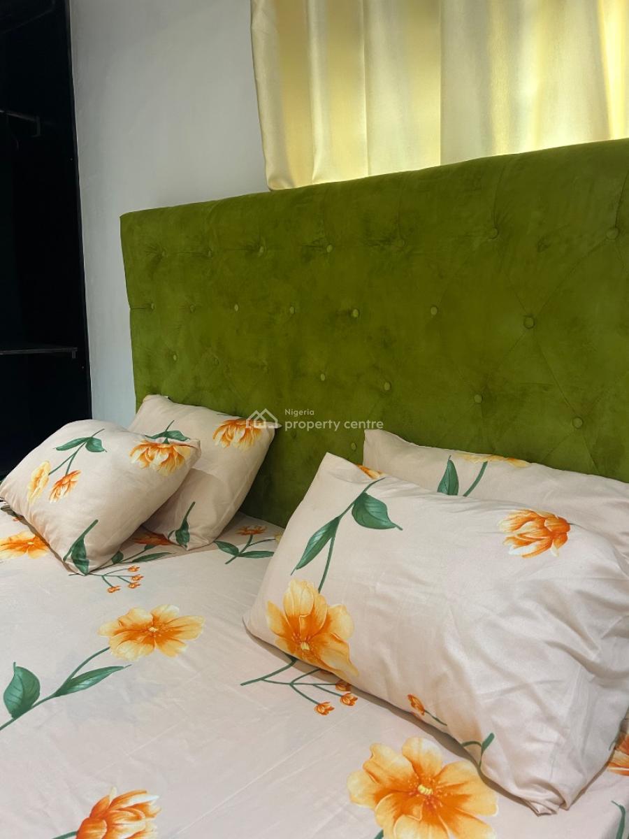 2br Apt  Roof - Top, Pool & Wifi, Olabisi Close, Mende Maryland, Maryland, Lagos, Flat / Apartment Short Let