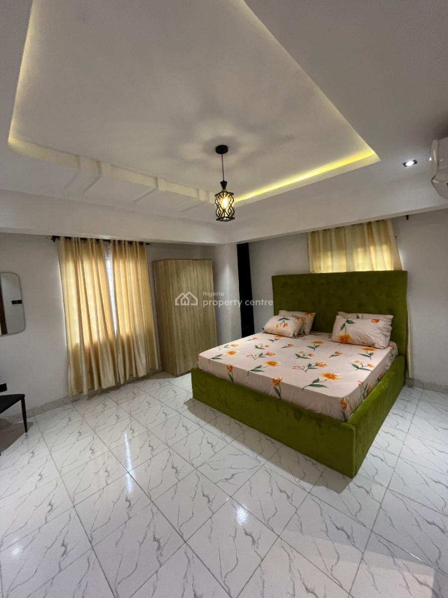 2br Apt  Roof - Top, Pool & Wifi, Olabisi Close, Mende Maryland, Maryland, Lagos, Flat / Apartment Short Let