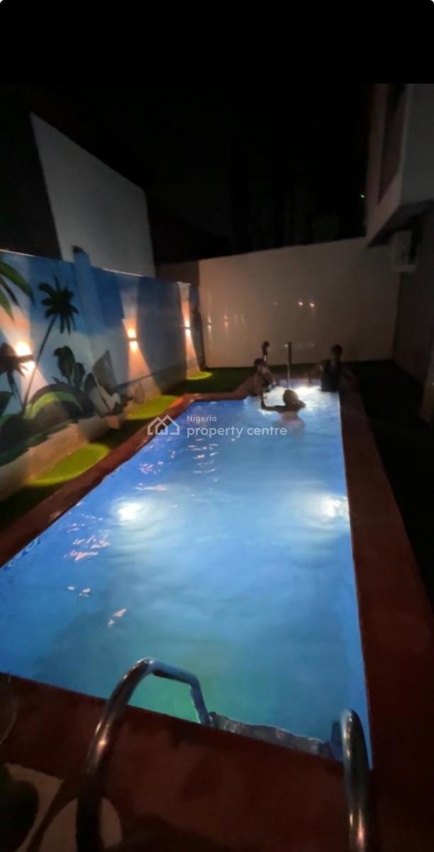 2br Apt  Roof - Top, Pool & Wifi, Olabisi Close, Mende Maryland, Maryland, Lagos, Flat / Apartment Short Let