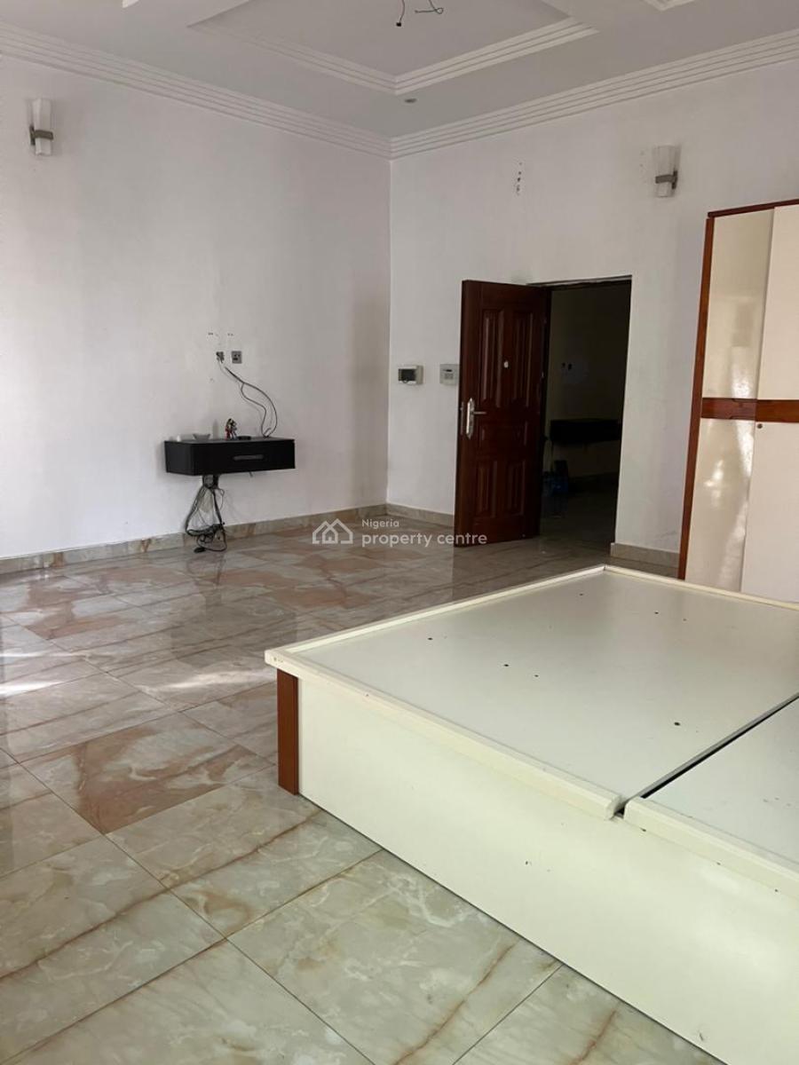 Clean 4 Bedroom Teŕrace, Zone a, Apo Resettlement, Apo, Abuja, Terraced Duplex for Rent