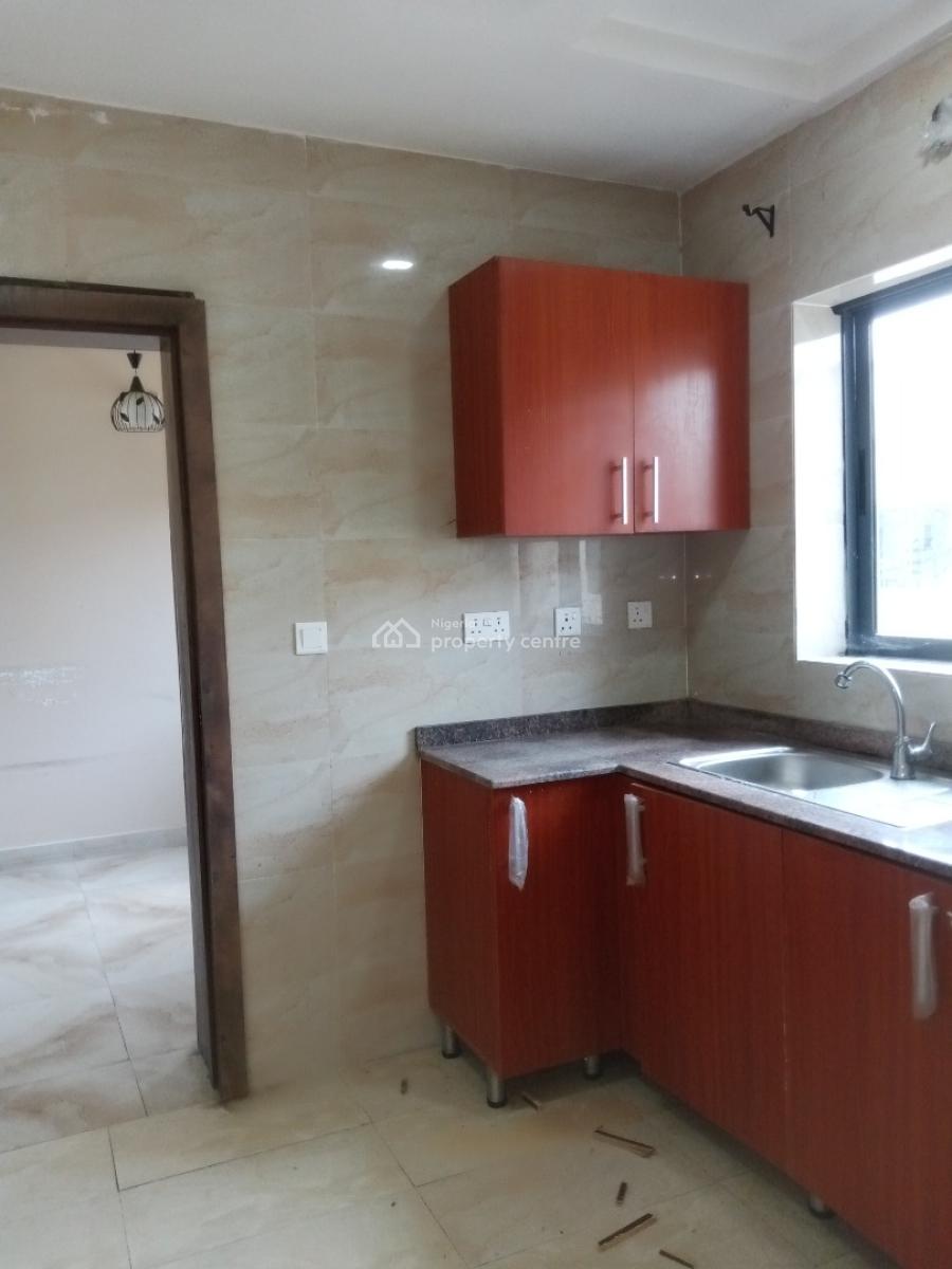 Luxury 2 Bedroom Apartment with 24hrs Power Supply, Fara Park, Sangotedo, Ajah, Lagos, Flat / Apartment for Rent