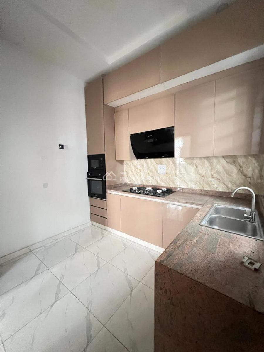 Luxury Terrace: 4-bedroom, Ikota, Lekki, Lagos, Terraced Duplex for Sale