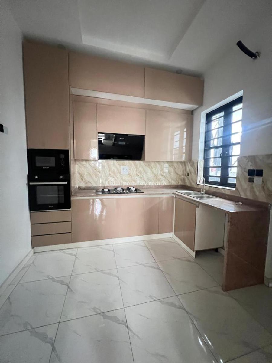 Luxury Terrace: 4-bedroom, Ikota, Lekki, Lagos, Terraced Duplex for Sale