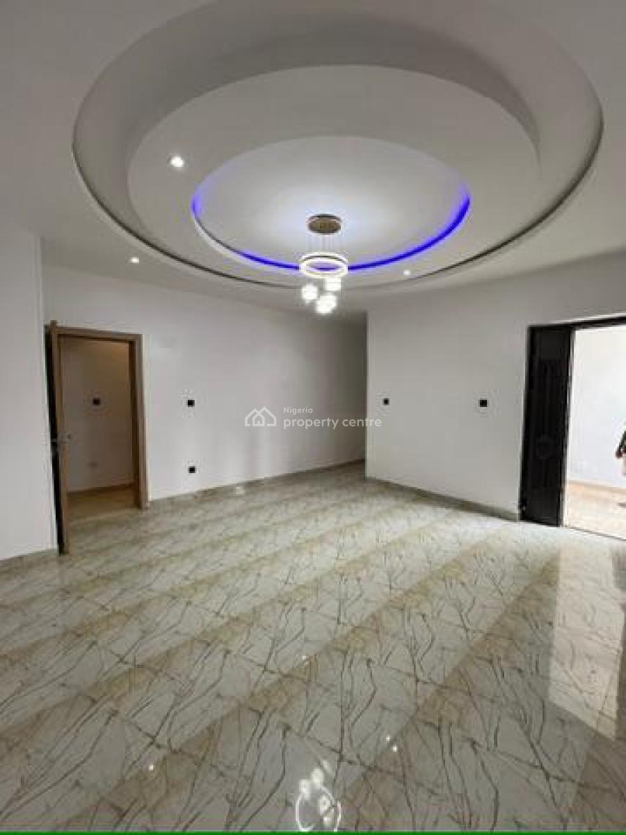 Spacious Beautiful 3 Bedroom Good for Family Use, Interlocked and Gated Street, Ologolo, Lekki, Lagos, Flat / Apartment for Rent