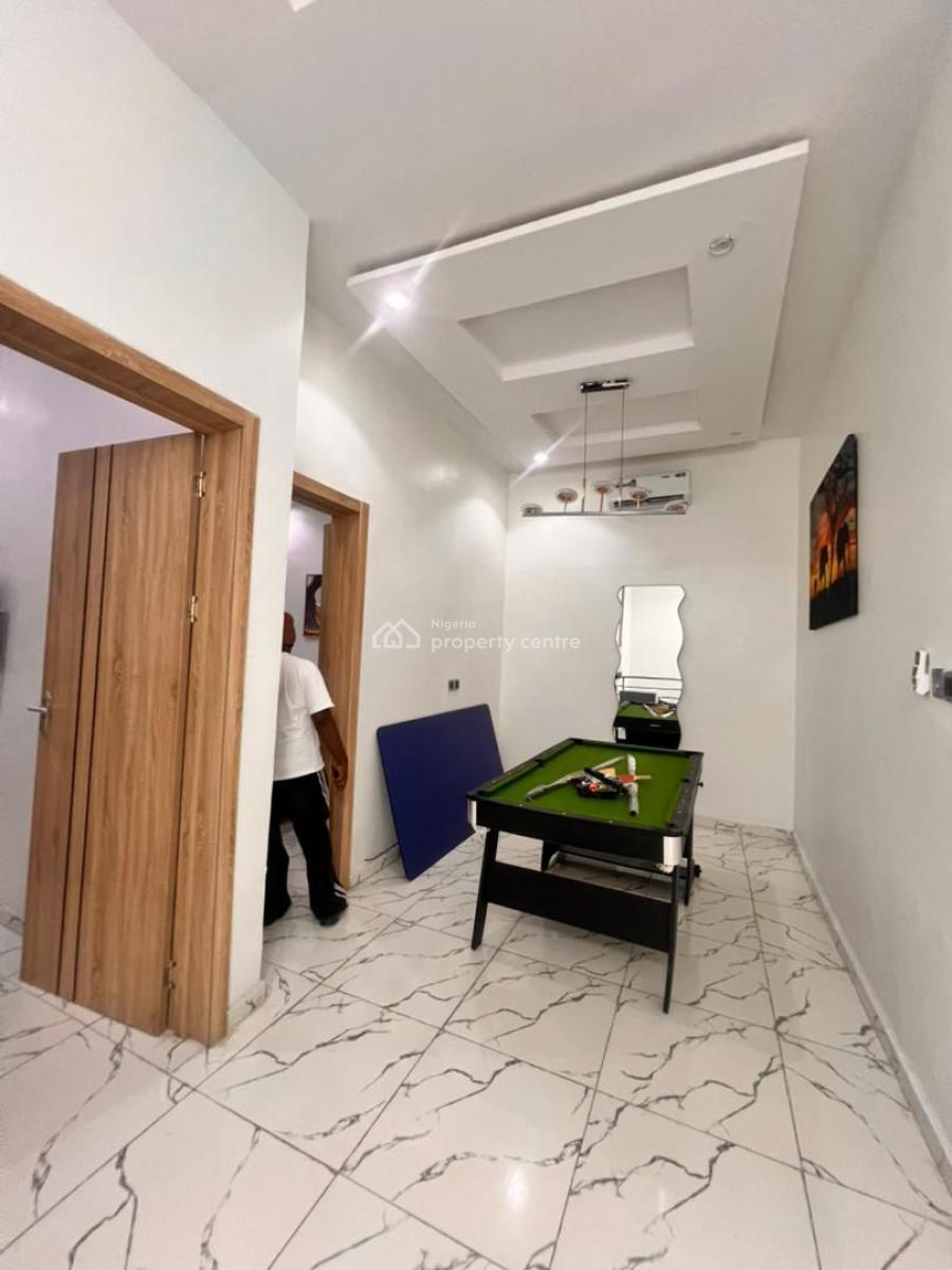 Ikota Serviced Luxury: 4-bedroom, Ikota, Lekki, Lagos, Terraced Duplex for Rent
