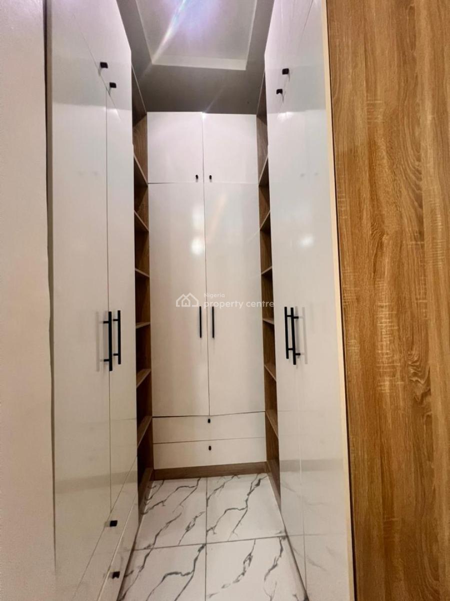 Ikota Serviced Luxury: 4-bedroom, Ikota, Lekki, Lagos, Terraced Duplex for Rent