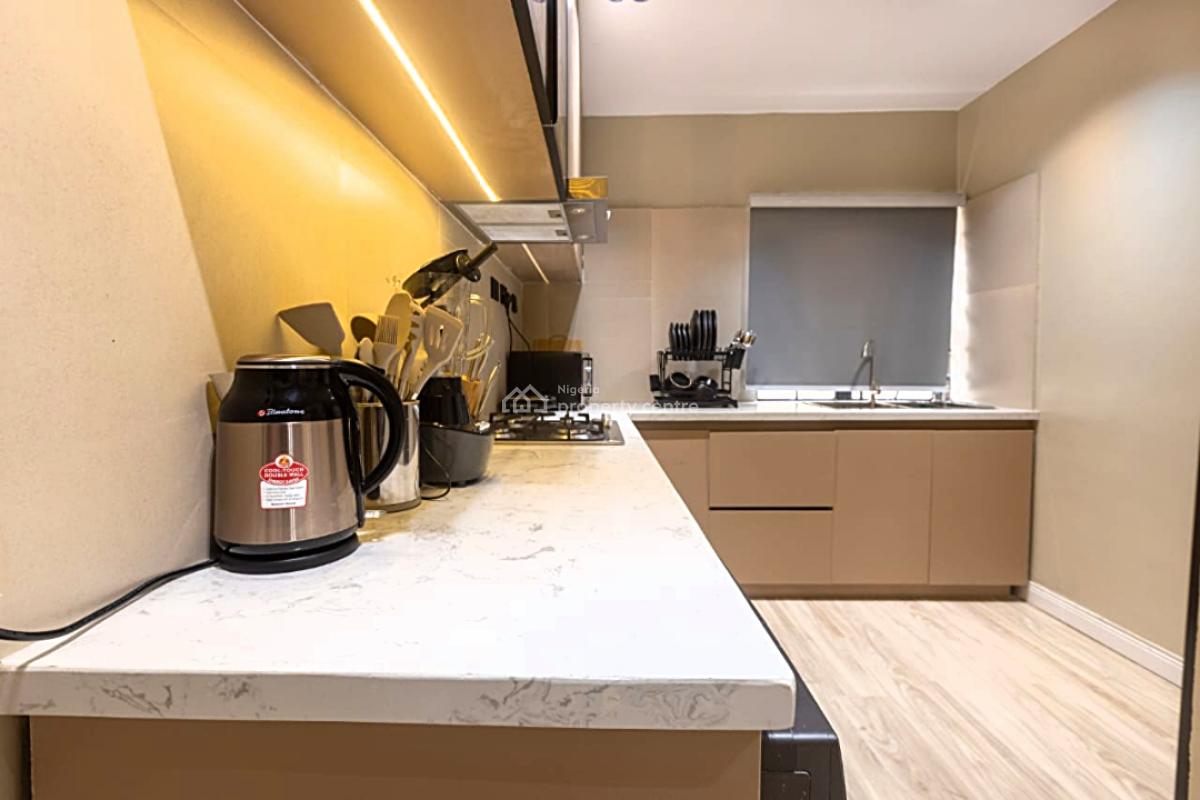 Beautifully Furnished and Fully Serviced Luxury 2 Bedroom Apartment, Omole Phase 1, Ikeja, Lagos, Flat / Apartment Short Let