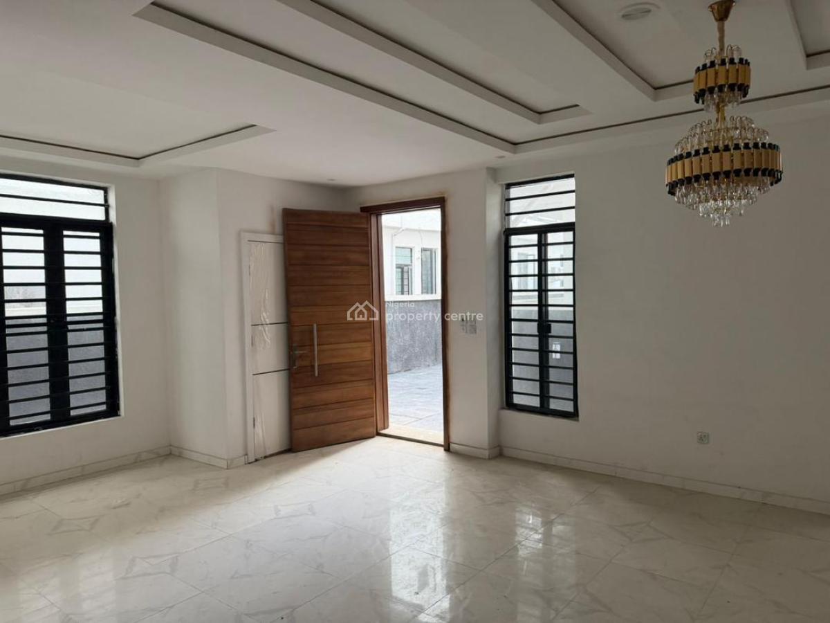 Semi-detached Haven : 4 Bedroom, Ikota, Lekki, Lagos, Semi-detached Duplex for Rent